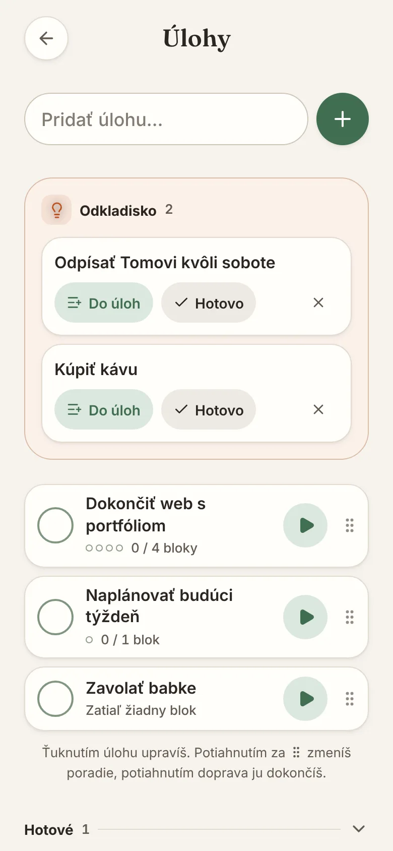 Obrazovka aplikácie ZenHabits: Úlohy a odložené myšlienky